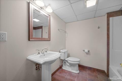 935 Oakley Ave, Elgin, IL 60123 photo 21