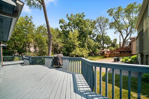 935 Oakley Ave, Elgin, IL 60123 photo 3