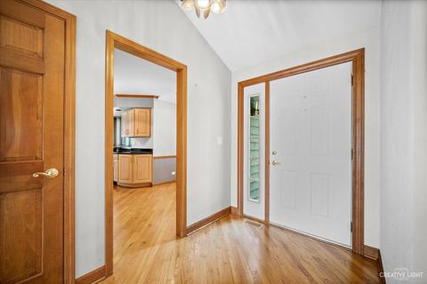 935 Oakley Ave, Elgin, IL 60123 photo 12