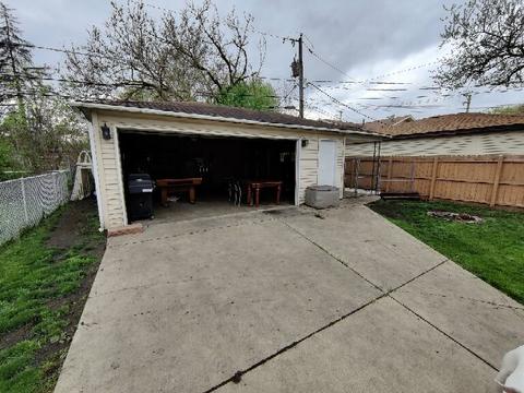 4308 Fishermans Ter, Lyons, IL 60534 photo 6