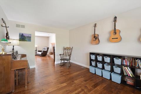 309 E Tomaras Ave, Savoy, IL 61874 photo 3