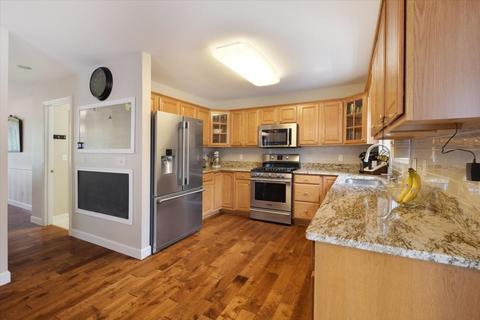 309 E Tomaras Ave, Savoy, IL 61874 photo 9