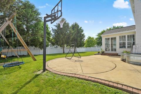 309 E Tomaras Ave, Savoy, IL 61874 photo 31