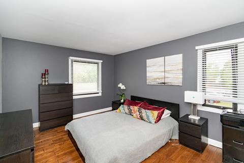 1201 Pleasant Run Dr #312, Wheeling, IL 60090 photo 10