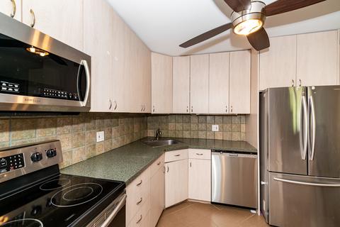 1201 Pleasant Run Dr #312, Wheeling, IL 60090 photo 5