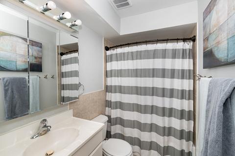 1201 Pleasant Run Dr #312, Wheeling, IL 60090 photo 8