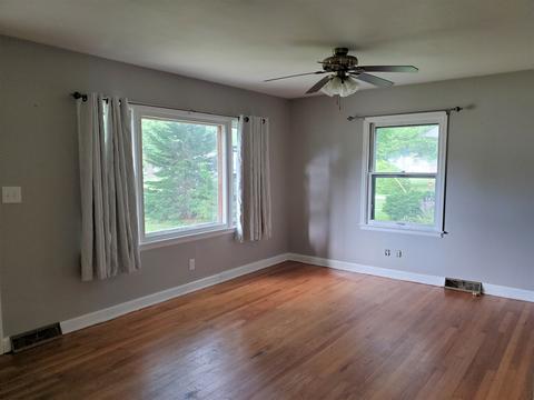 307 E 2nd St, Tampico, IL 61283 photo 2