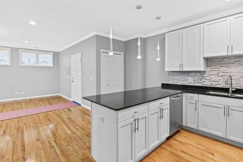 633 E Bowen Ave #GW, Chicago, IL 60653 photo 8