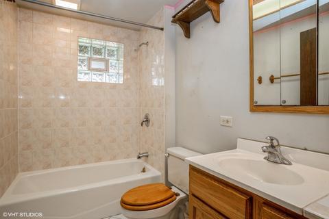 632 Beverly Ave, Addison, IL 60101 photo 7