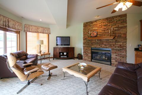 699 Edgewater Dr, Morris, IL 60450 photo 33