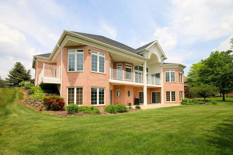 699 Edgewater Dr, Morris, IL 60450 photo 3