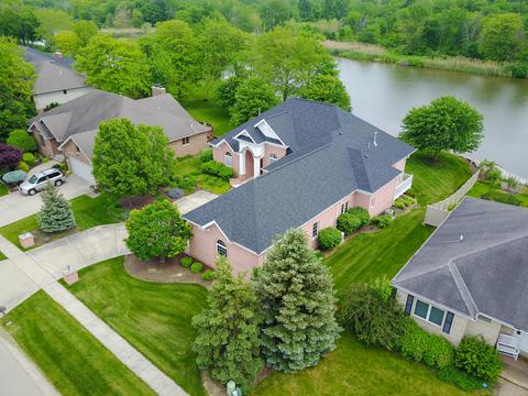 699 Edgewater Dr, Morris, IL 60450 photo 5