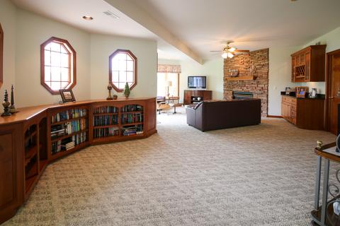 699 Edgewater Dr, Morris, IL 60450 photo 36
