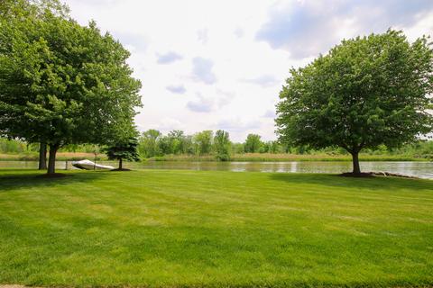 699 Edgewater Dr, Morris, IL 60450 photo 7