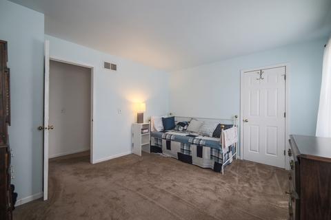 1040 Newcastle Ln, Aurora, IL 60506 photo 27