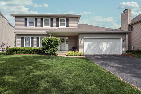 1040 Newcastle Ln, Aurora, IL 60506 photo 1