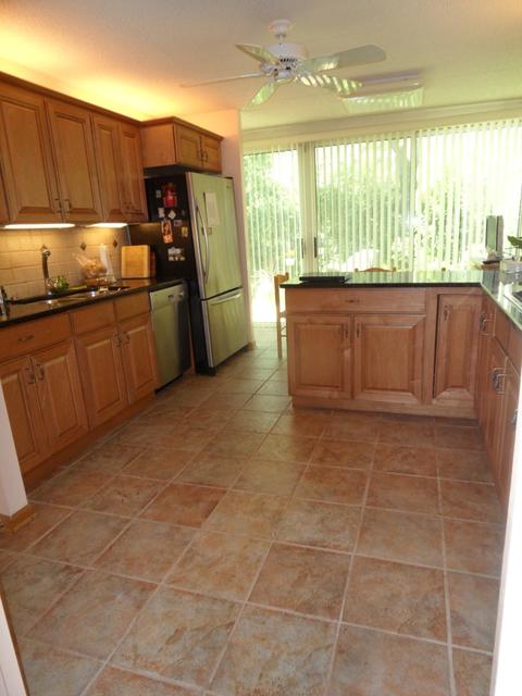 48 Avon Rd, Northbrook, IL 60062 photo 9