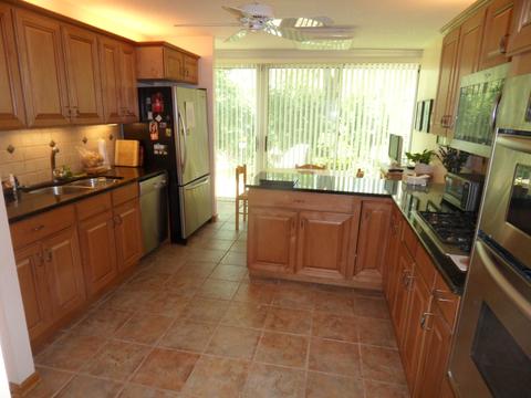 48 Avon Rd, Northbrook, IL 60062 photo 6