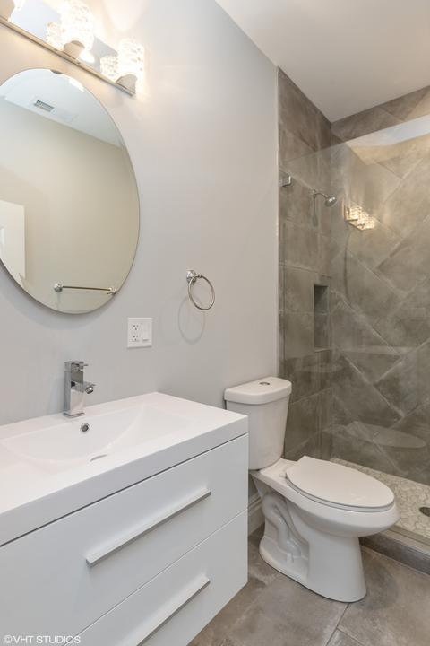 527 E 42nd Pl, Chicago, IL 60653 photo 17