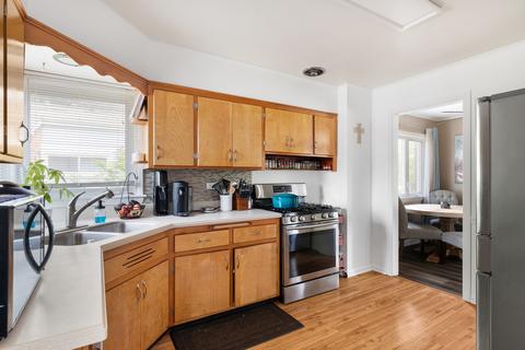 1492 S 6th Ave, Des Plaines, IL 60018 photo 7