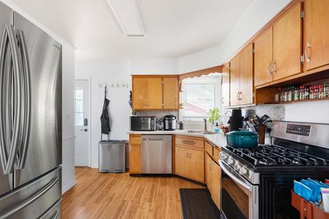 1492 S 6th Ave, Des Plaines, IL 60018 photo 6