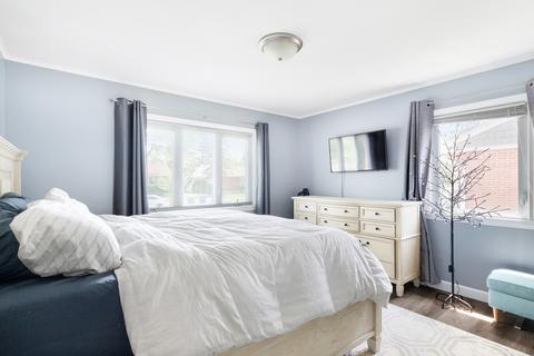1492 S 6th Ave, Des Plaines, IL 60018 photo 13