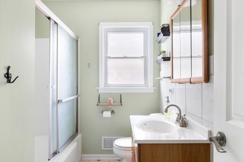 1492 S 6th Ave, Des Plaines, IL 60018 photo 12