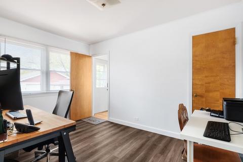 1492 S 6th Ave, Des Plaines, IL 60018 photo 9