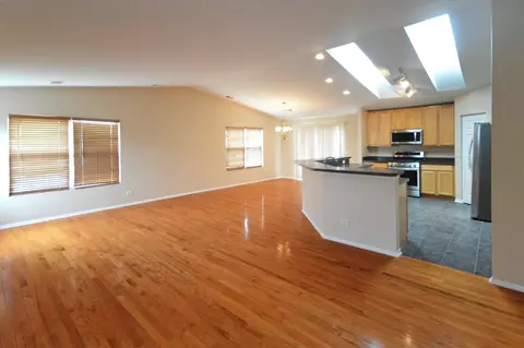 5115 Edgewater Ct, Plainfield, IL 60586 photo 4