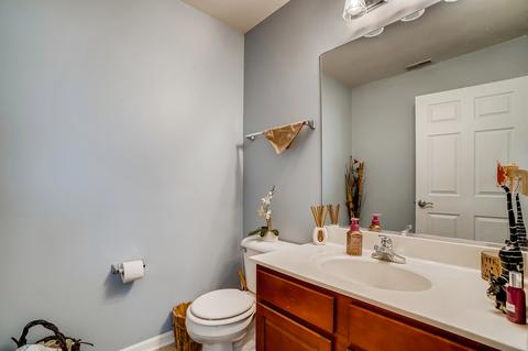 351 Bakers Ct, Lakemoor, IL 60051 photo 5