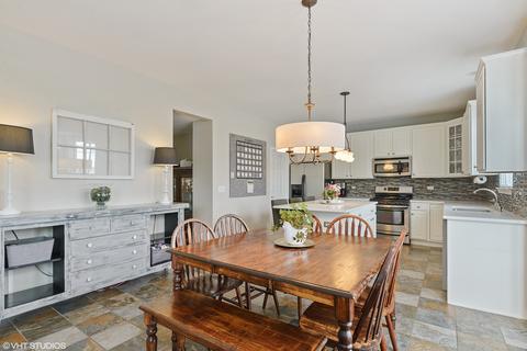 372 Becker Pl E, Sycamore, IL 60178 photo 5