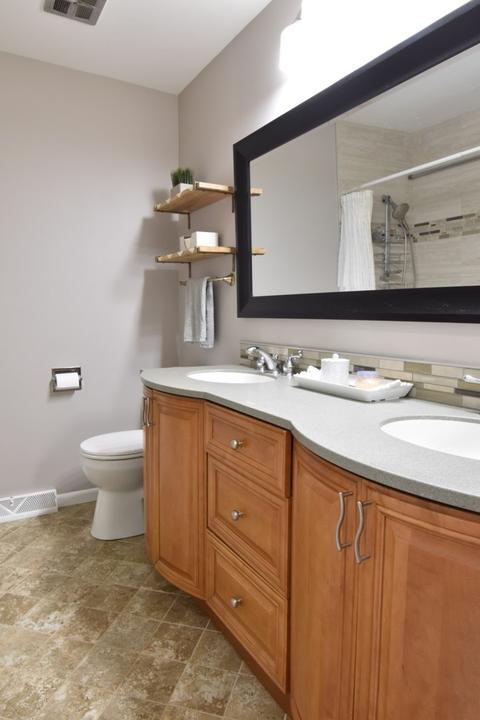 765 Freeman Rd, Hoffman Estates, IL 60192 photo 12