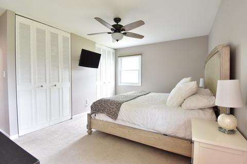 765 Freeman Rd, Hoffman Estates, IL 60192 photo 8