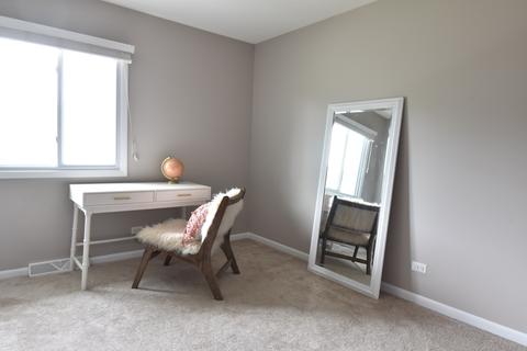 765 Freeman Rd, Hoffman Estates, IL 60192 photo 11
