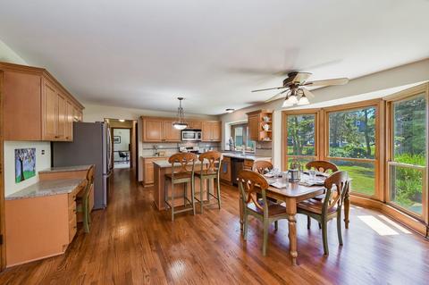 306 Longfellow Dr, Wheaton, IL 60189 photo 5