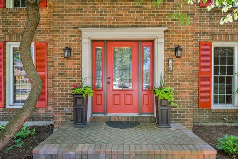 306 Longfellow Dr, Wheaton, IL 60189 photo 2