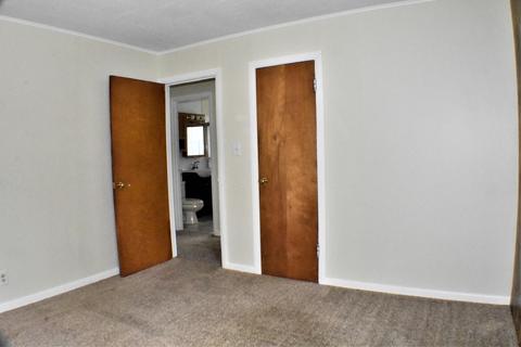 1621 Highview Ave, Mchenry, IL 60050 photo 6