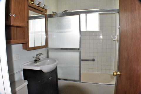1621 Highview Ave, Mchenry, IL 60050 photo 8