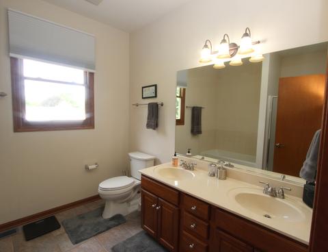115 Oakton St, Mchenry, IL 60050 photo 14