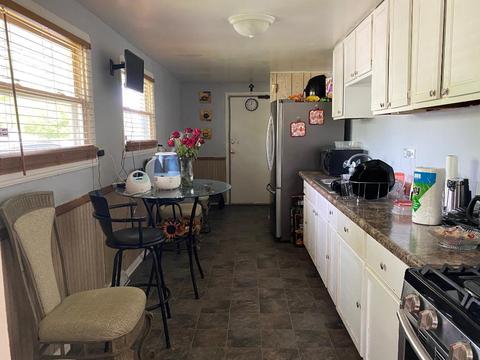 2724 Oxford Dr, Markham, IL 60428 photo 3