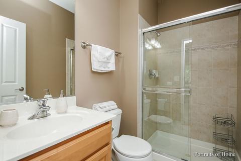 11659 Cinema Dr, Plainfield, IL 60585 photo 16