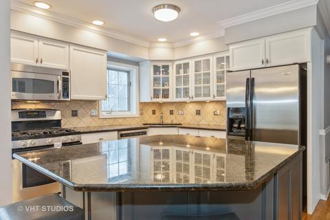 85 Orchard Rd, Wheaton, IL 60189 photo 3