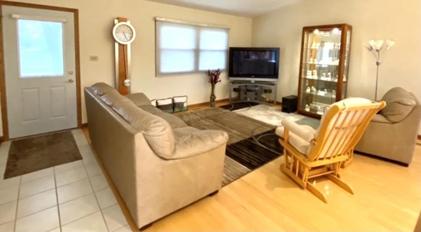  1820 Westbury Dr, Hoffman Estates, IL 60192 photo 8