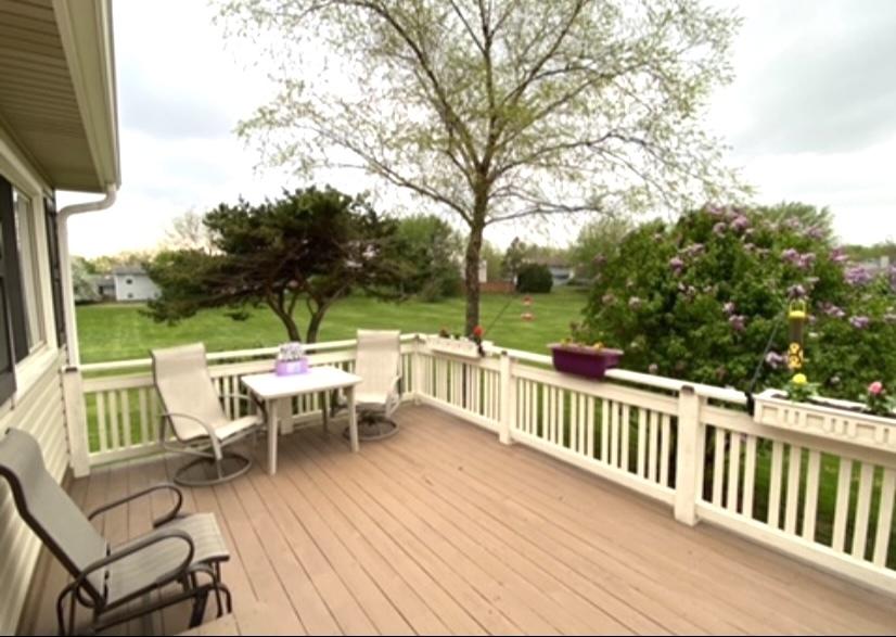  1820 Westbury Dr, Hoffman Estates, IL 60192 photo 4