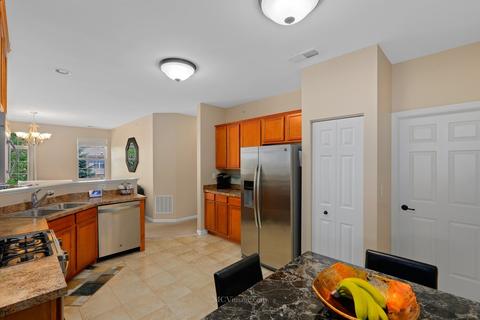 7431 Claridge Dr #K, Bridgeview, IL 60455 photo 16
