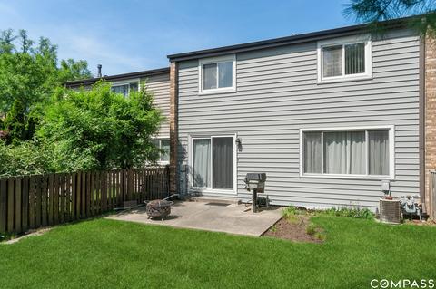 721 Lakeside Circle Dr, Wheeling, IL 60090 photo 16