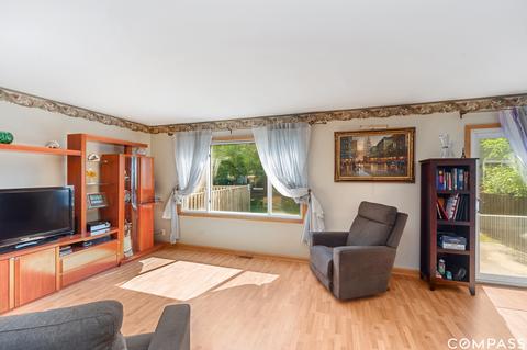 721 Lakeside Circle Dr, Wheeling, IL 60090 photo 5