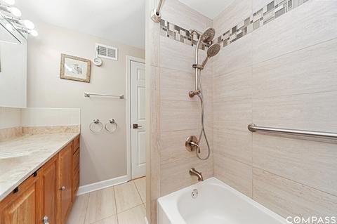 721 Lakeside Circle Dr, Wheeling, IL 60090 photo 13