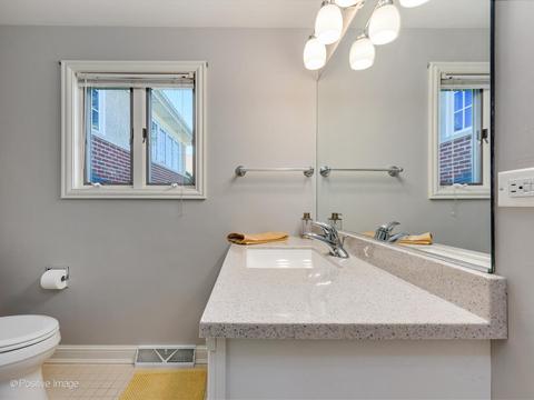 2233 Pinehurst Dr, Glenview, IL 60025 photo 22