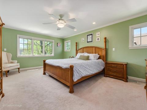 2233 Pinehurst Dr, Glenview, IL 60025 photo 15